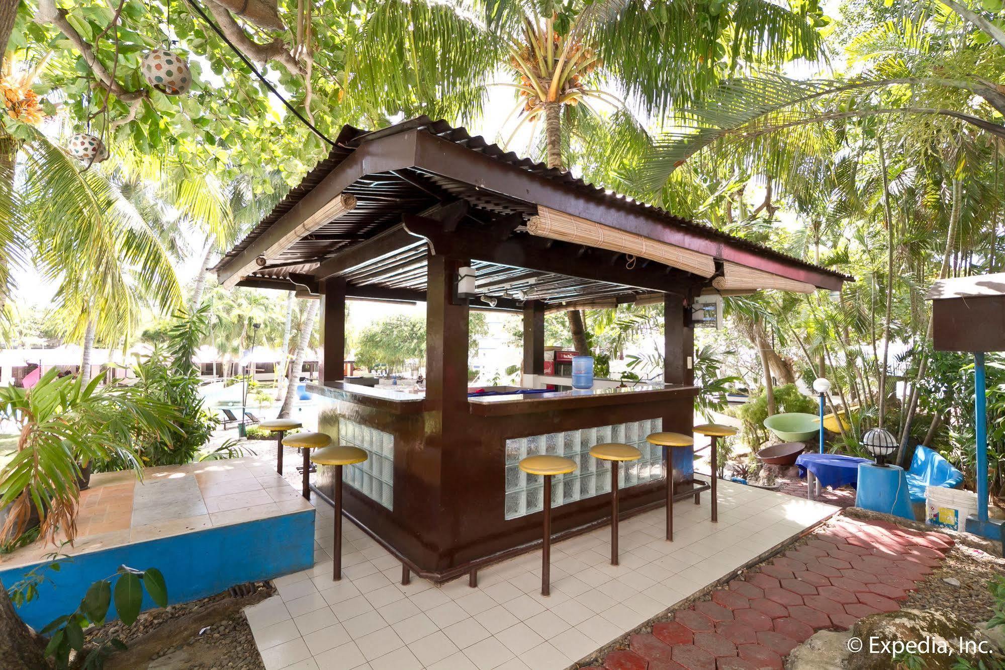 Egi Resort & Hotel Lapu-Lapu City Eksteriør billede